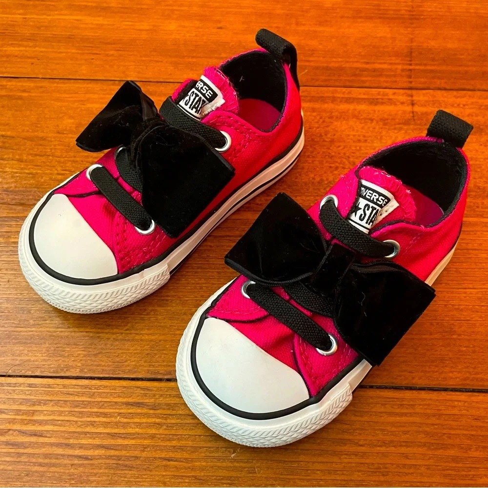 Pink Converse All Star Shoes w Black Velvet Bow Size 5